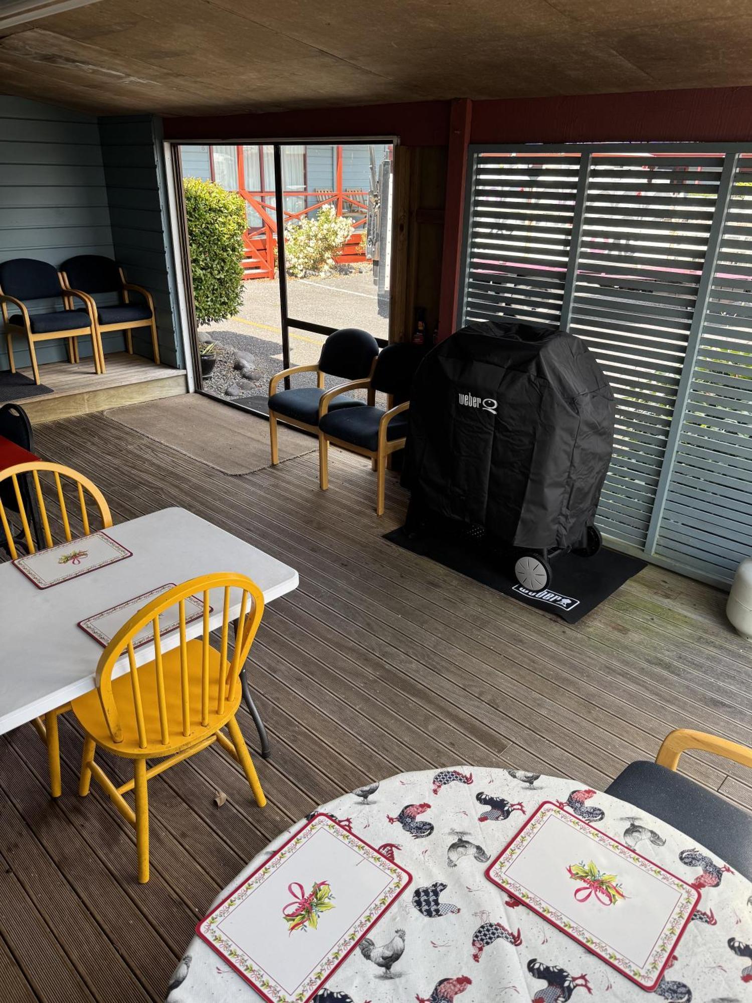 Adventure Lodge And Motels And Tongariro Crossing Track Transport Parc national Extérieur photo